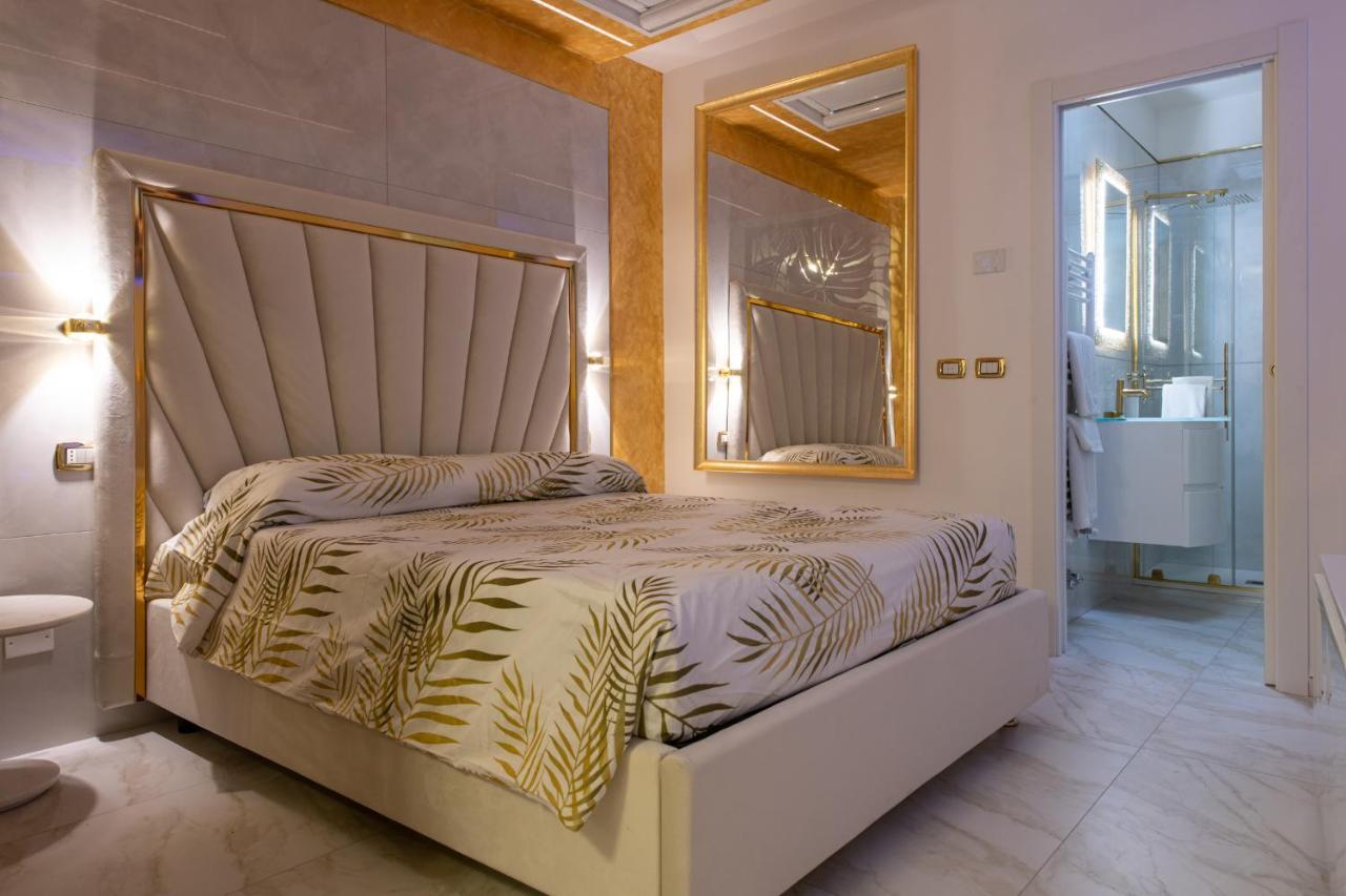 Fashion Apartment Gold Bologna With Jacuzzi & Car Garage المظهر الخارجي الصورة
