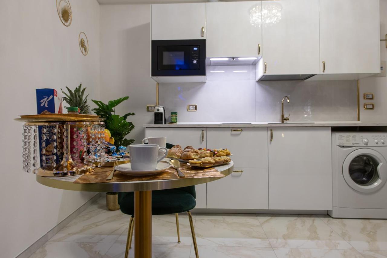 Fashion Apartment Gold Bologna With Jacuzzi & Car Garage المظهر الخارجي الصورة